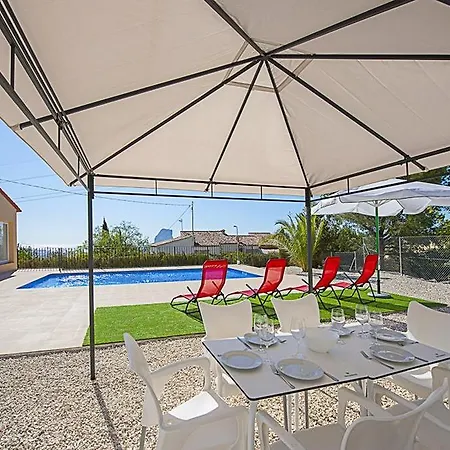 Holiday Puerto Roca